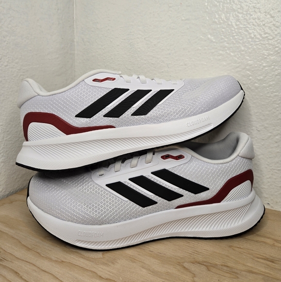 Adidas RUNFALCON 5 Wide Cloud White/CoreBlack/Better Scarlet  IE0551 - Picture 2 of 12